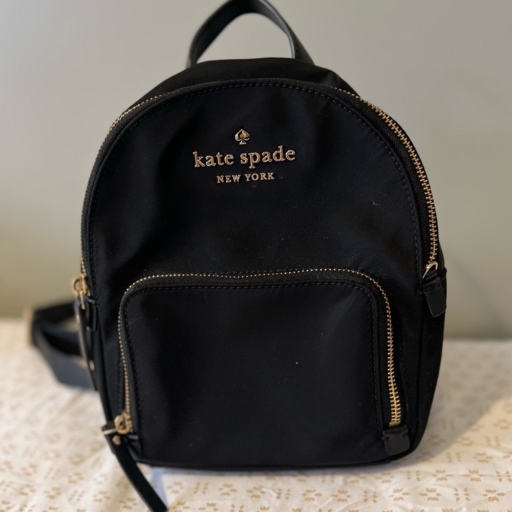 ✨Kate Spade Mini Nylon Backpack✨